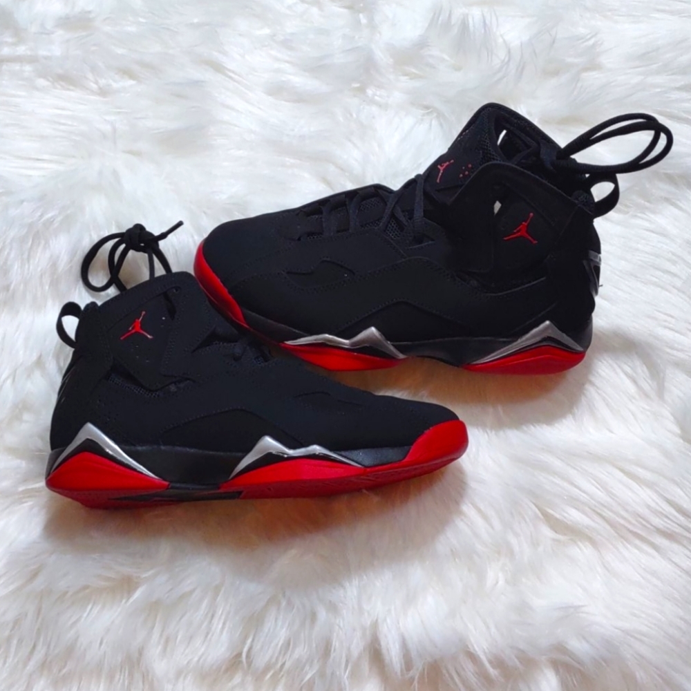 Jordan True Flights